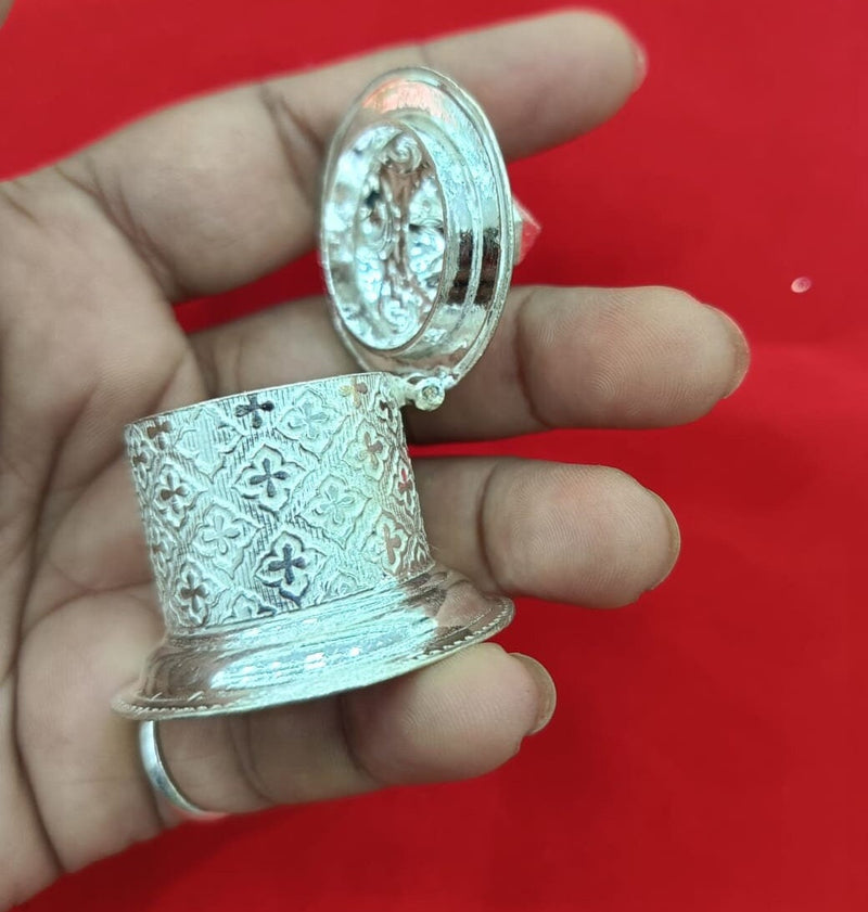 Traditional design silver Kumkum holder, crafted in an antique style for both personal and pooja usage. in India, UK, USA, All Country