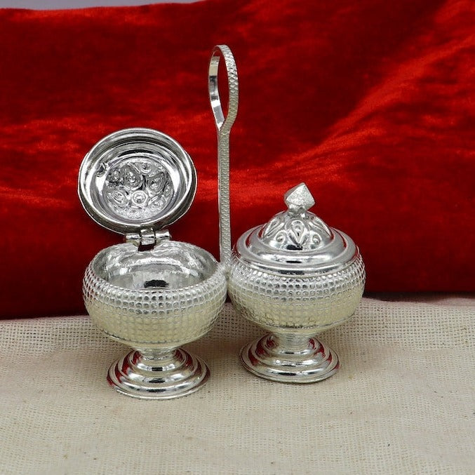 Design sterling silver excellent kumkum/ sindur, sandal, saffron tilak box, brides gift or puja utensils in India, UK, USA, All Country