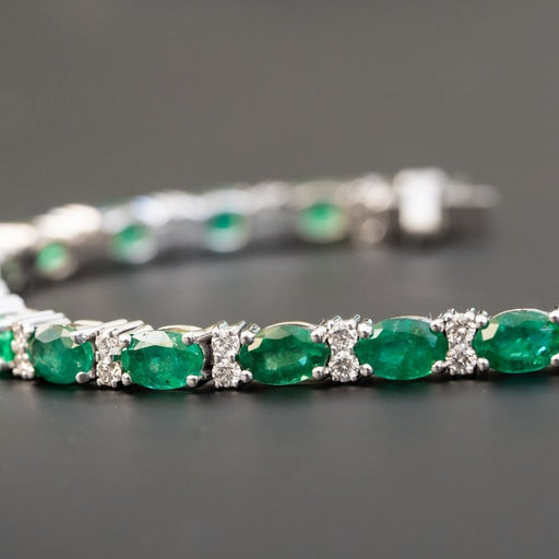 Natural Emerald Bracelet for women, wedding jewelry, Anniversary Gift in India, UK, USA, All Country