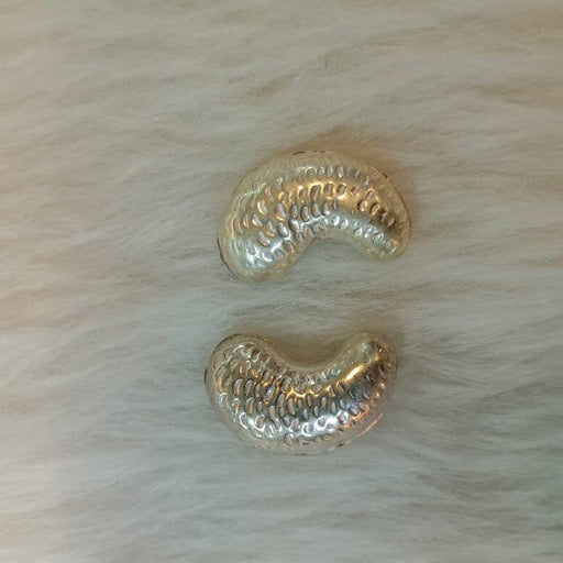 Cashew In Pure Silver for Puja Offering handmade silver dry fruit, silver cashew kaju nut for puja in India, UK, USA, All Country